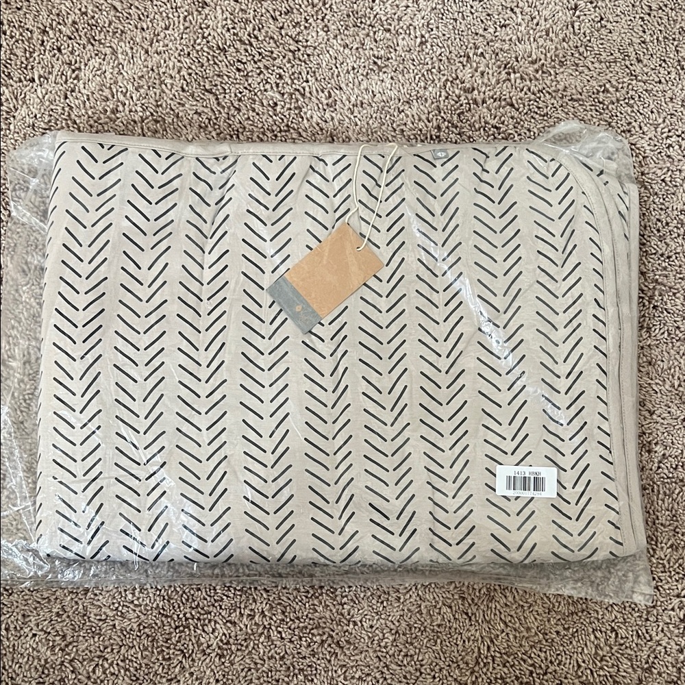 Kyte BABY Khaki Herringbone Toddler Blanket